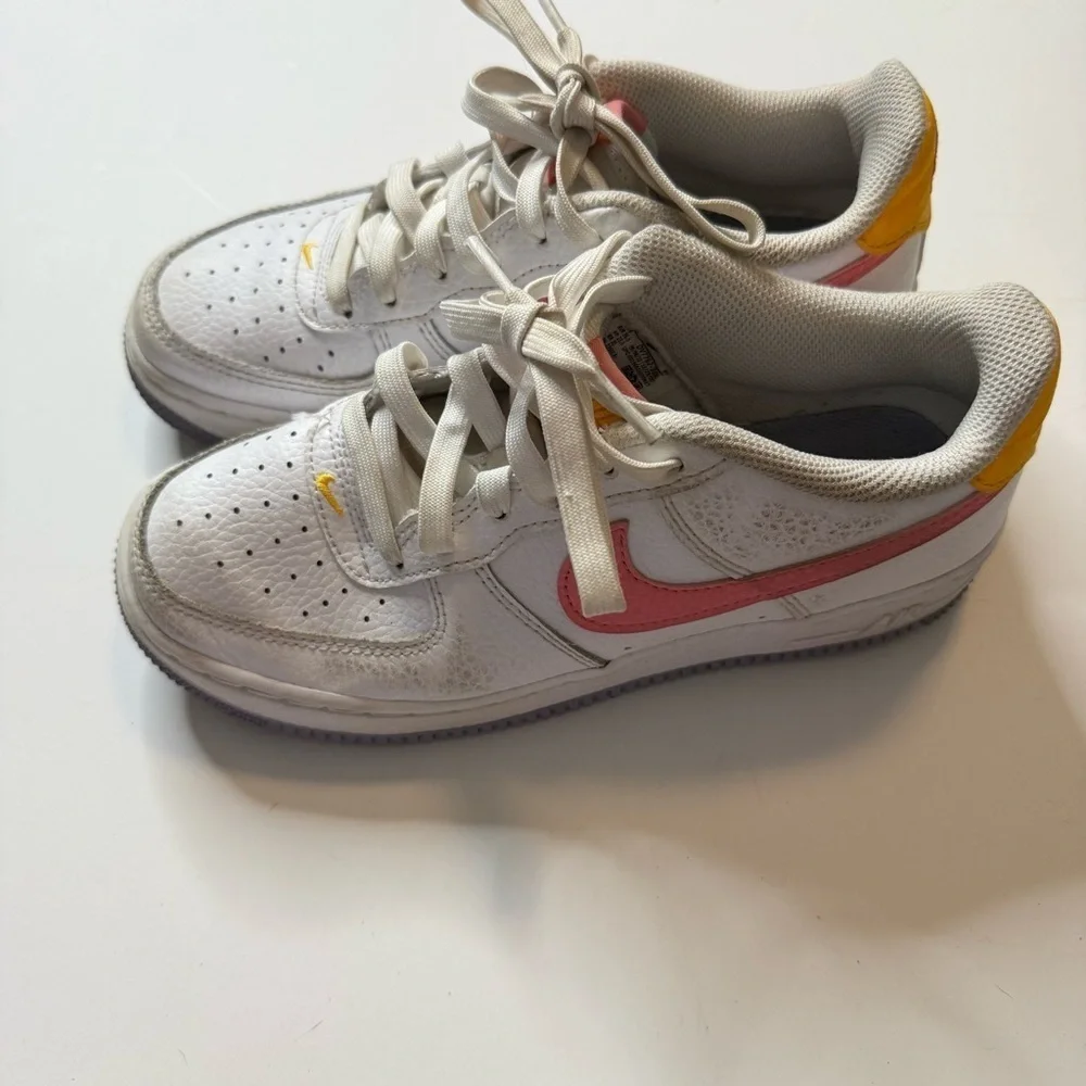 Nike Air Force 1 Low Coral Chalk Laser Orange